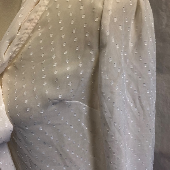 Jessica Simpson Ivory/Cream See Through Medium - Picture 3 of 8